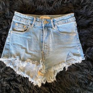 Zara light wash shorts